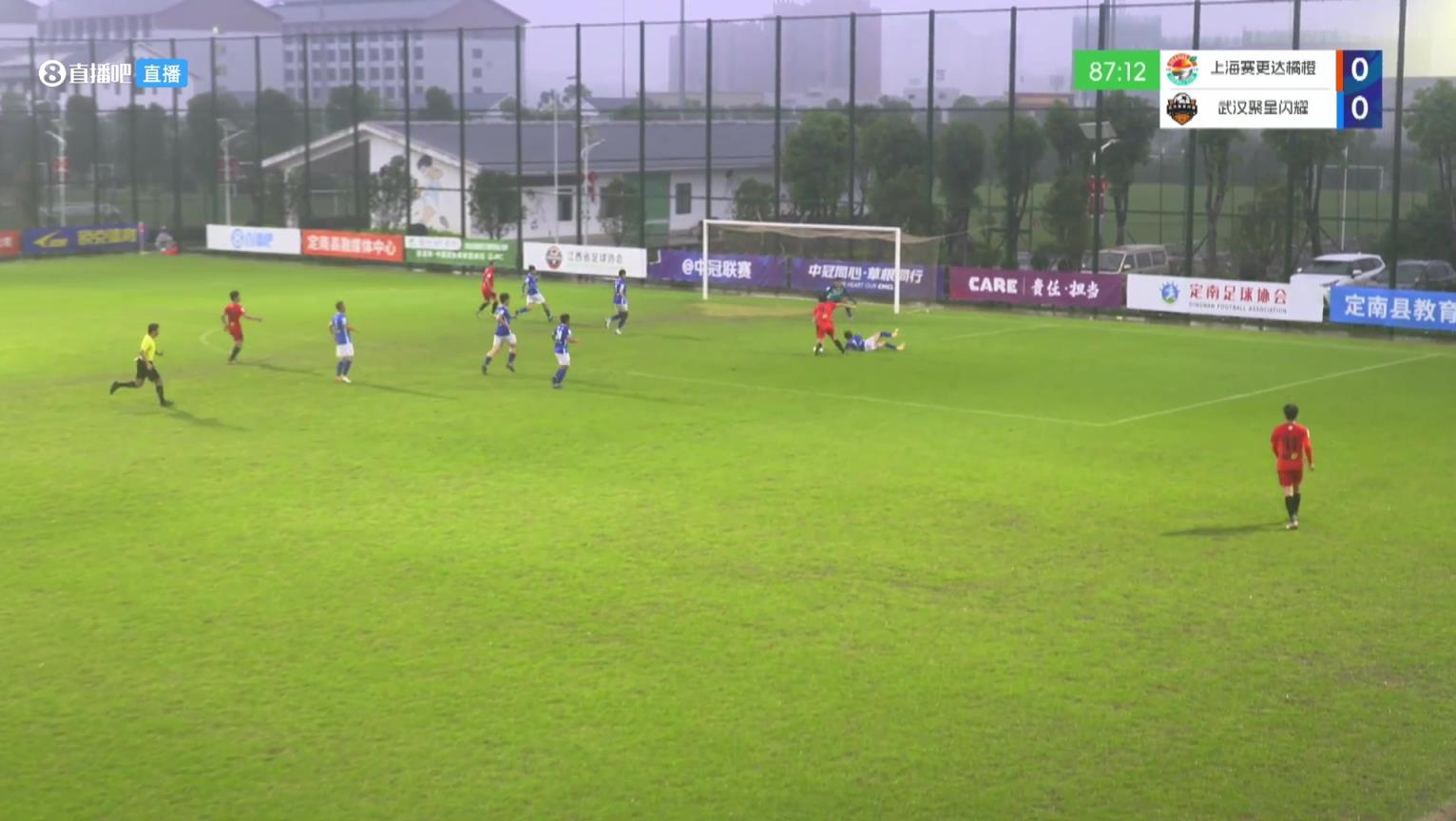 員工瘋狂助攻老板！58歲老板朱駿中冠替補(bǔ)完成絕殺