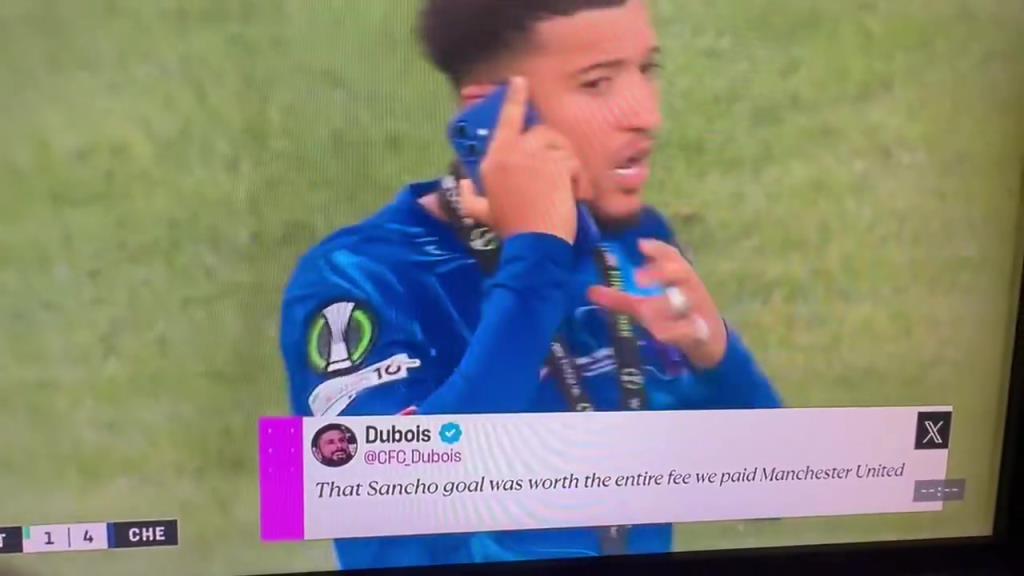 直接攤牌！桑喬賽后在場(chǎng)上煲電話粥，大聲說(shuō)自己不回曼聯(lián)